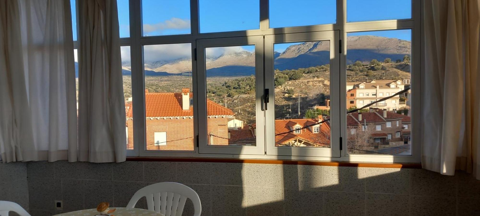 Apartamento El Mirador Burgohondo Exterior foto