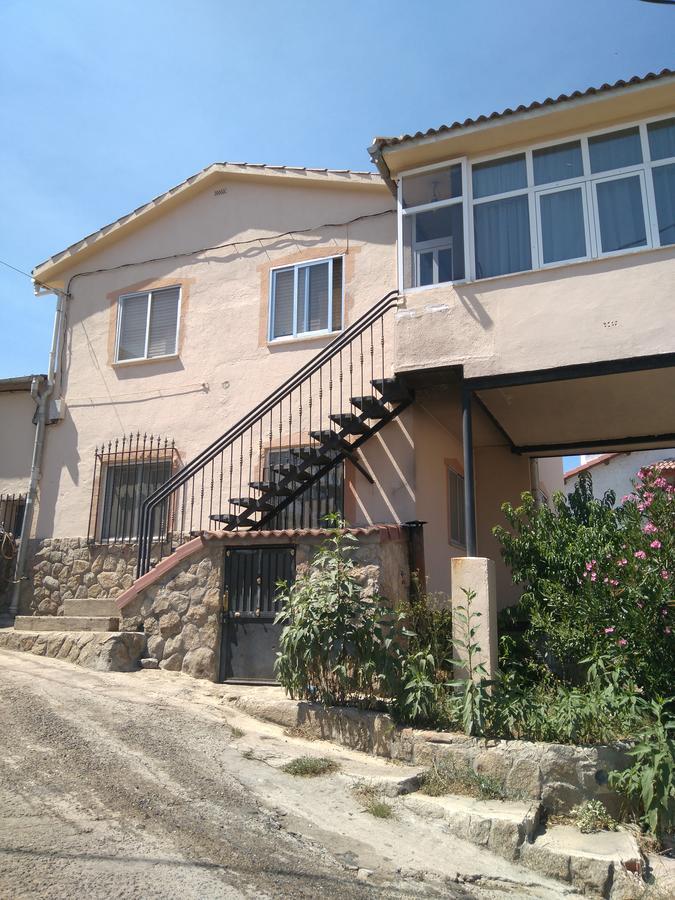 Apartamento El Mirador Burgohondo Exterior foto